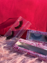 Load image into Gallery viewer, Eyeconic Lash
